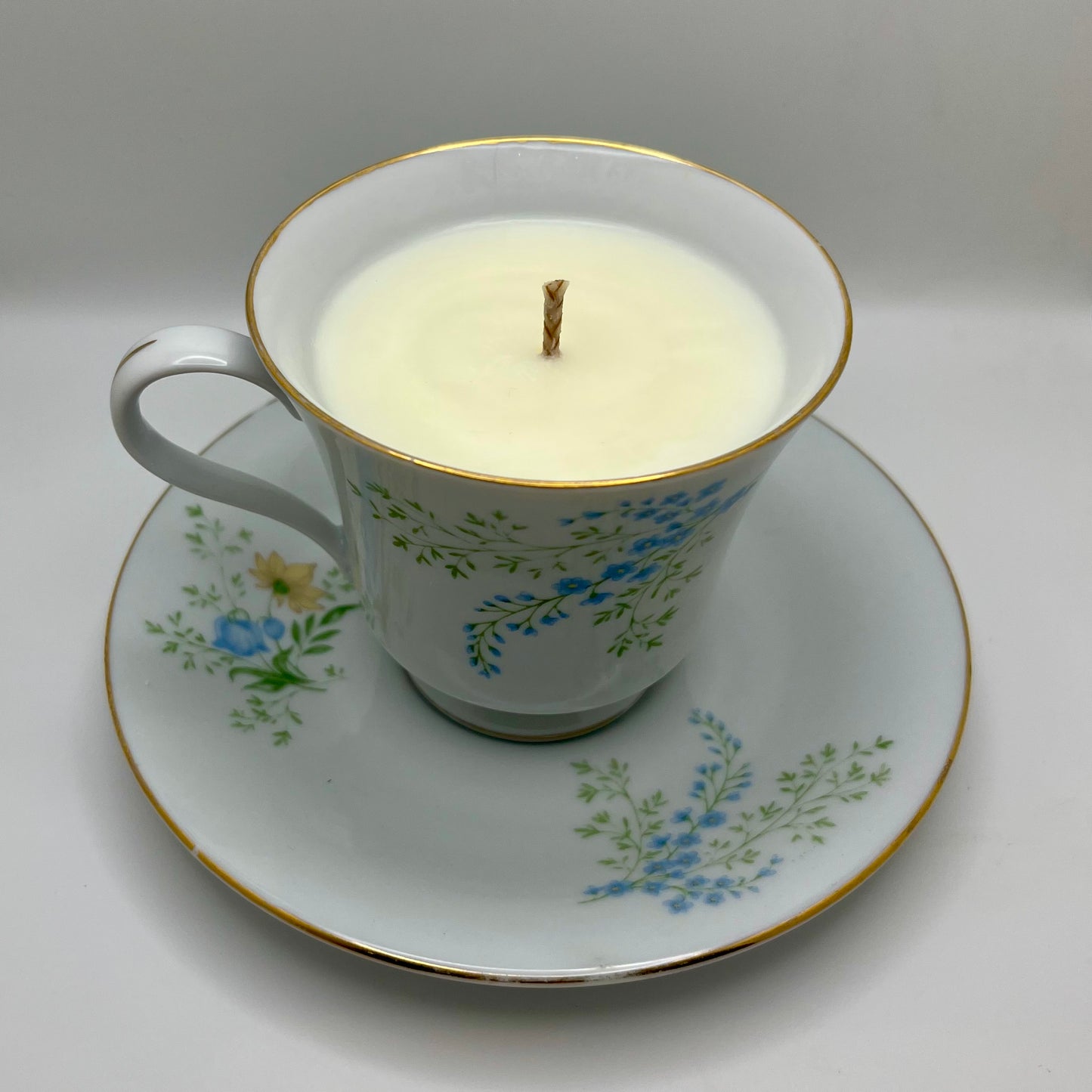 Ginger Root & Ylang Ylang Scented Tea Cup & Saucer