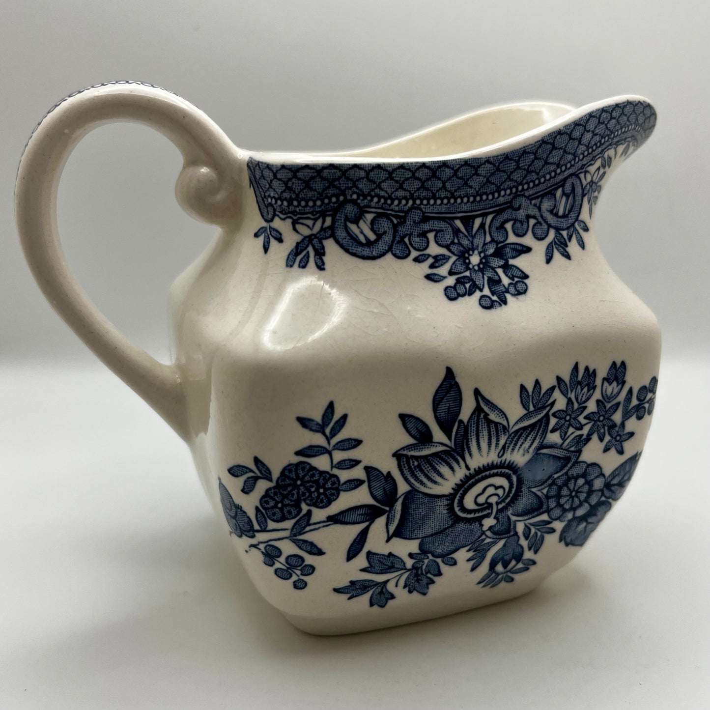 Clean Cotton Scented Creamer