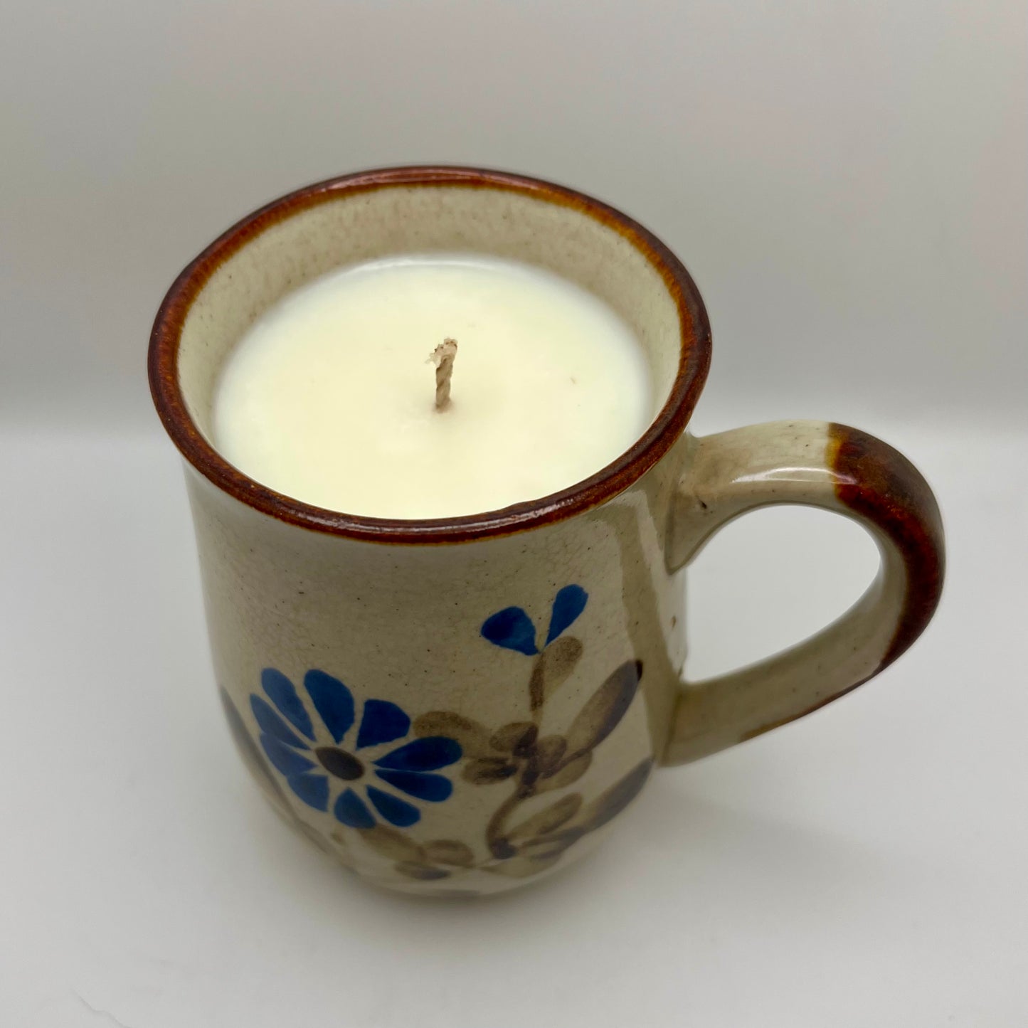 Eucalyptus & Musk Scented Pottery Mug