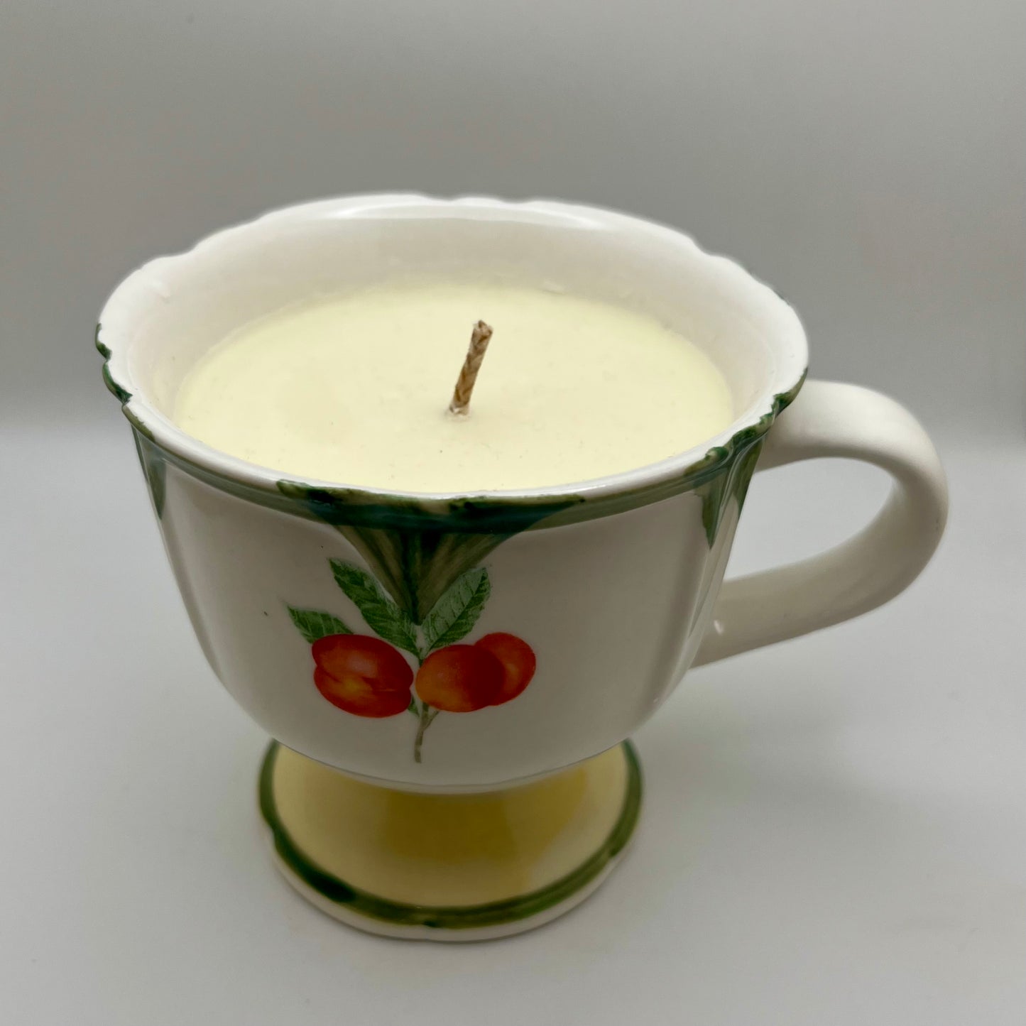 Grapefruit Scented Fruit Mug