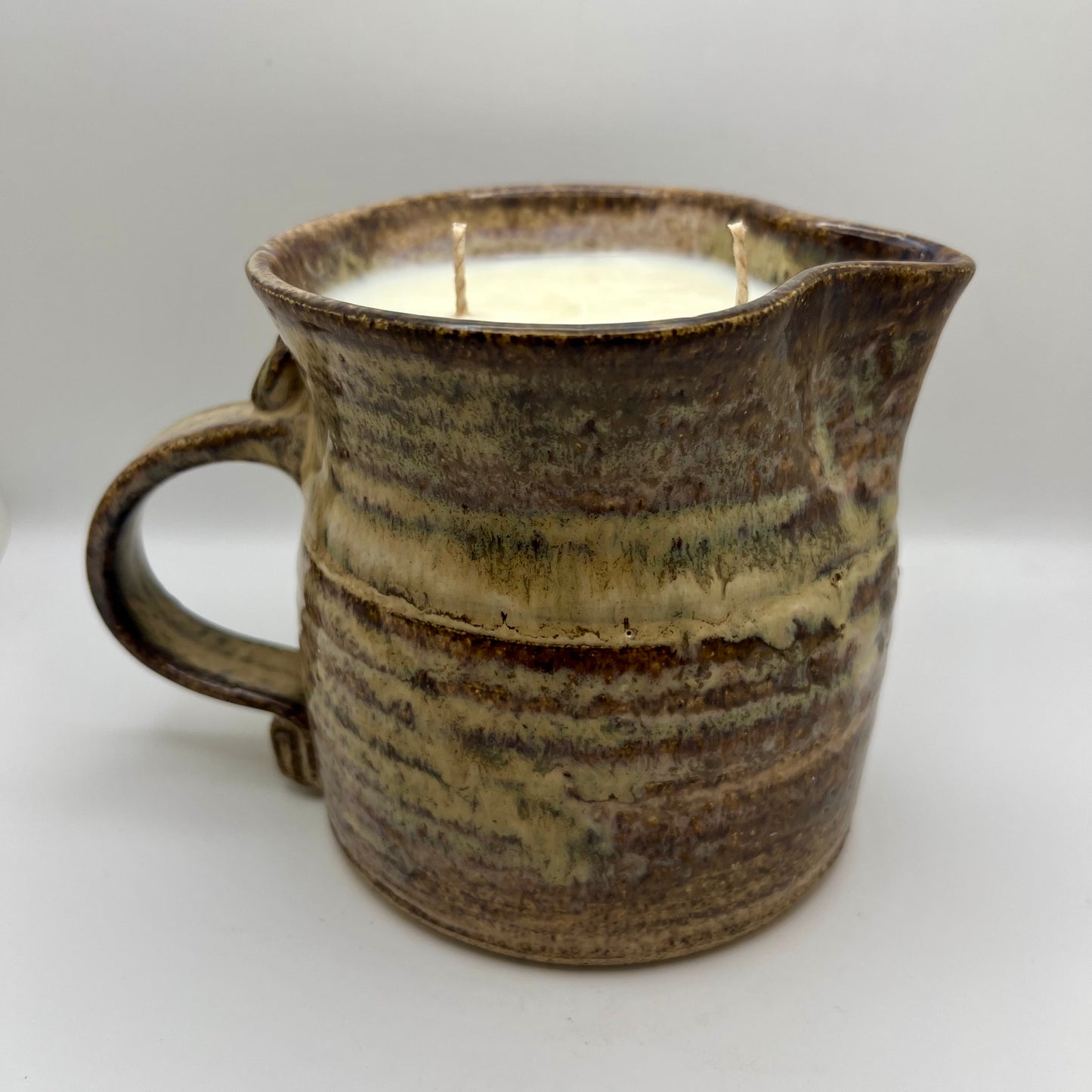 Black Sand & Cashmere Scented Pottery Creamer