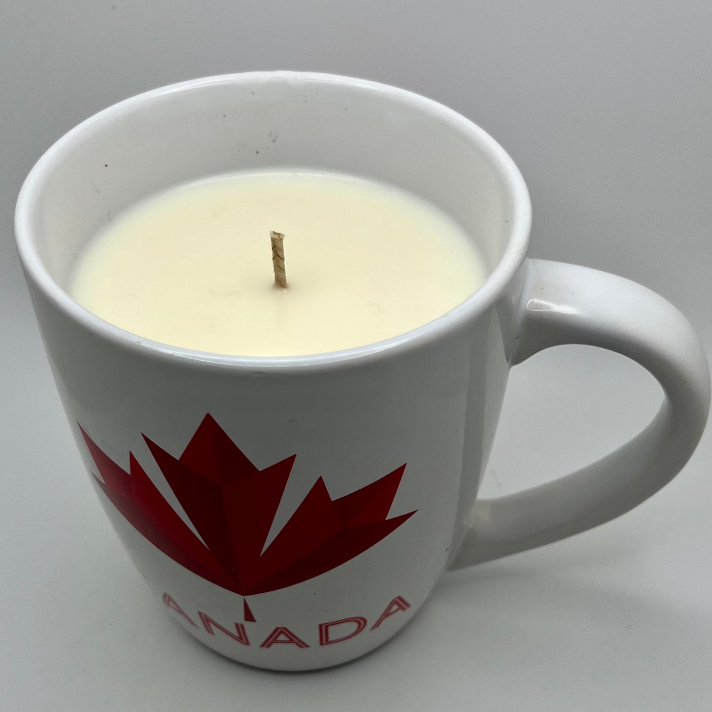 Cedarwood Scented Canada Mug